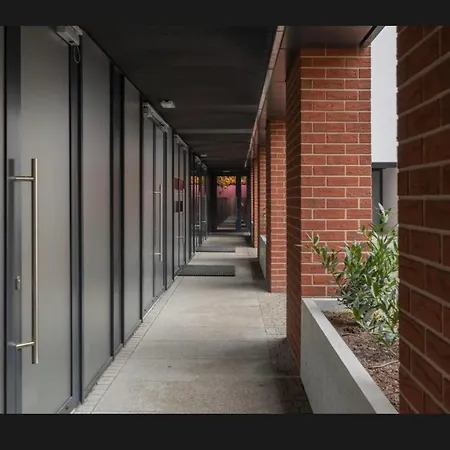 Blue Plac Wolnosci 6 *