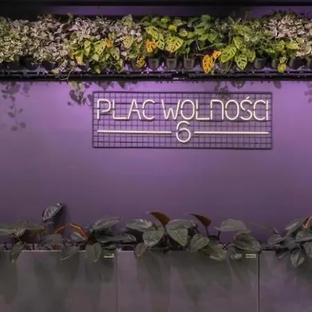 Blue Plac Wolnosci 6